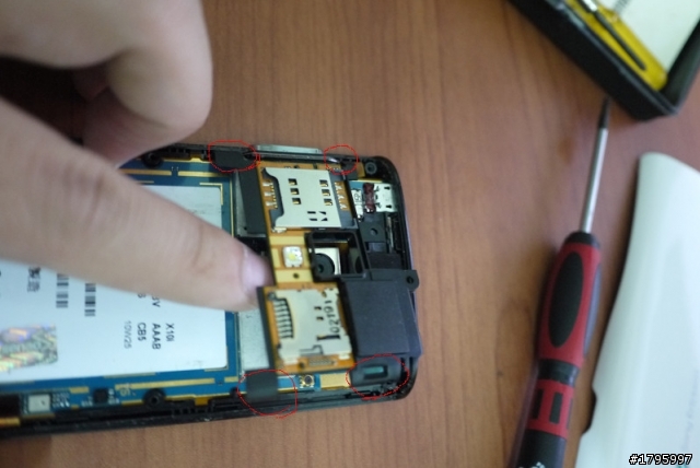 X10 自行換殼教學 黑變白 白變黑 舊機變新機~(圖多)