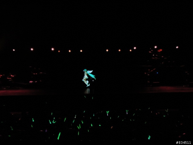 【開箱分享】超越國界與種族的歌姬__{初音ミク}「MIKUNOPOLIS in LOS ANGELES」美國洛杉磯LIVE-BD映像盤