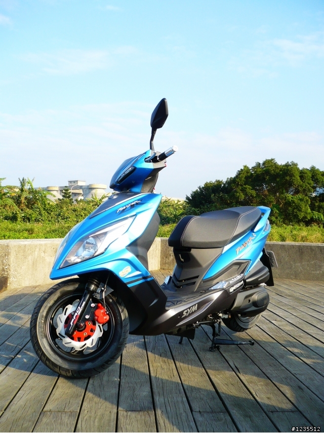 (2/10新增燈眉施工)2012 New Fighter ZR 精品+新車開箱