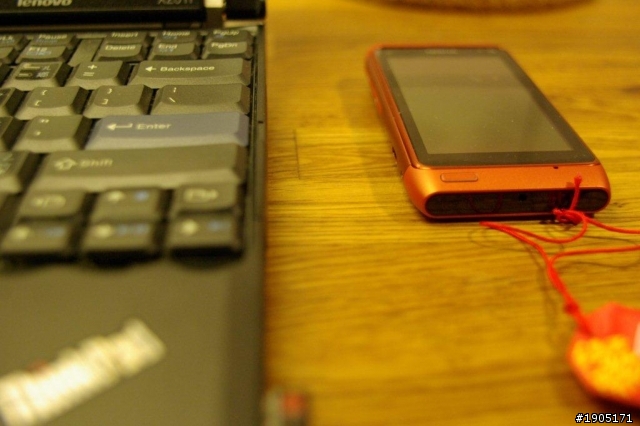 Nokia N8 開箱 火橘