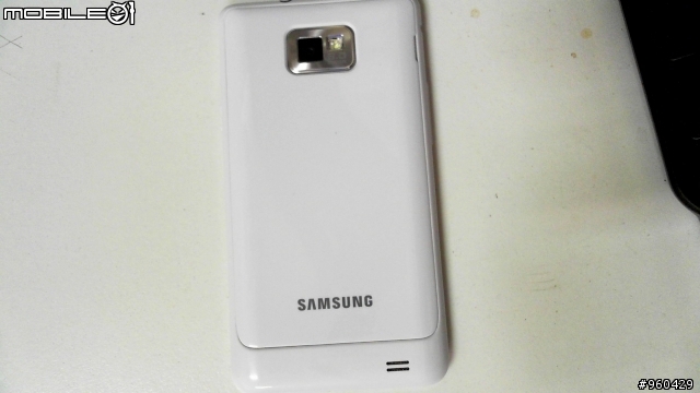 Galaxy S2 白色款電池背蓋 2000mAh 入手~ ! !