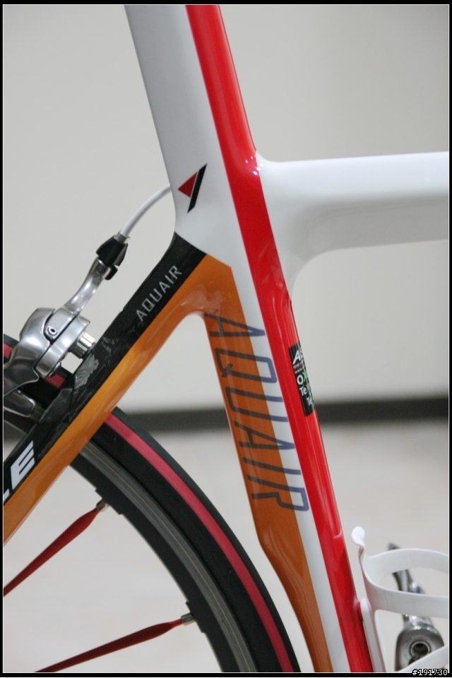 【硬派開箱】Roxycle Aquair