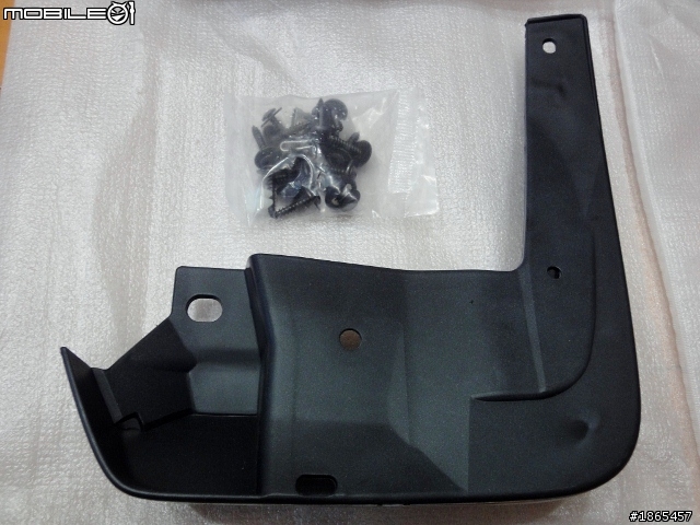 ACCORD 8.5 原廠改裝配件 開4小箱 (車內LED+後雙霧燈) DIY