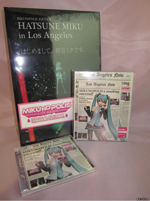 【開箱分享】超越國界與種族的歌姬__{初音ミク}「MIKUNOPOLIS in LOS ANGELES」美國洛杉磯LIVE-BD映像盤