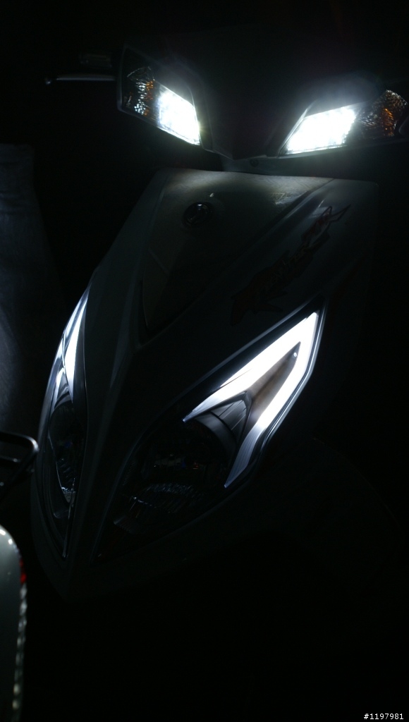 New Fighter ZR 特仕版 開箱 精品配件上身