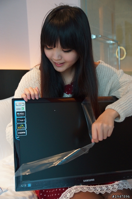 滿足妹妹目珠慾望與享受需求!光華採購Samsung SB350 + 美麗殿 一遊!