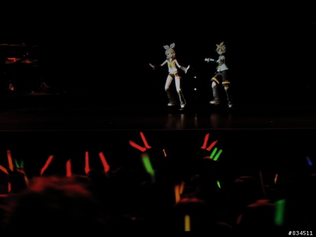 【開箱分享】超越國界與種族的歌姬__{初音ミク}「MIKUNOPOLIS in LOS ANGELES」美國洛杉磯LIVE-BD映像盤