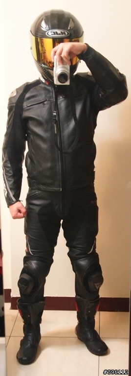 低調的質感!! Dainese new DELMAR 皮衣與 DELTA PRO皮褲合體!!
