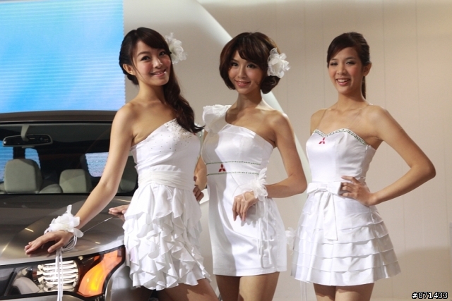 遲來的台北車展看車(妹)心得-Mitsubishi篇