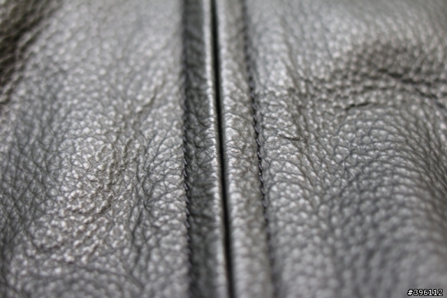低調的質感!! Dainese new DELMAR 皮衣與 DELTA PRO皮褲合體!!