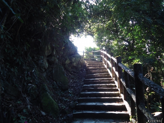2012/01/27嘉義竹崎獨立山-大巃頂-安靖古道