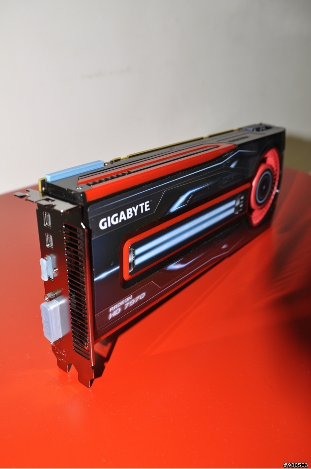 (28nm PCI-E3.0)HD 7970與現役(45nm PCI-E2.0)HD 5850對決