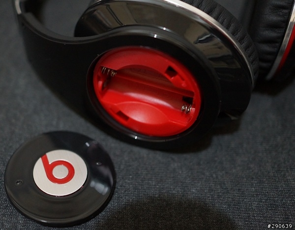 【開箱】MONSTER beats by dr. dre - studio