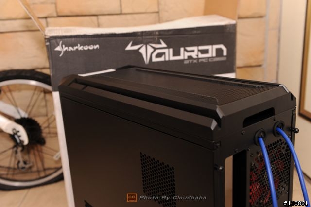 低調實用免腰力的Sharkoon Tauron 御天者