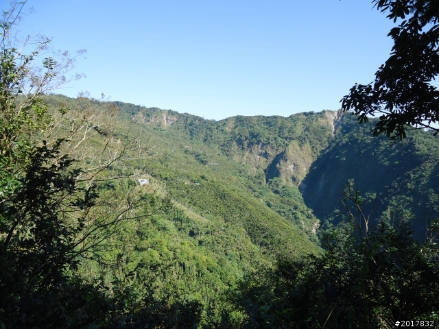 2012/01/27嘉義竹崎獨立山-大巃頂-安靖古道
