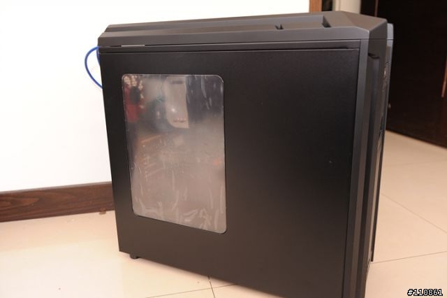 低調實用免腰力的Sharkoon Tauron 御天者