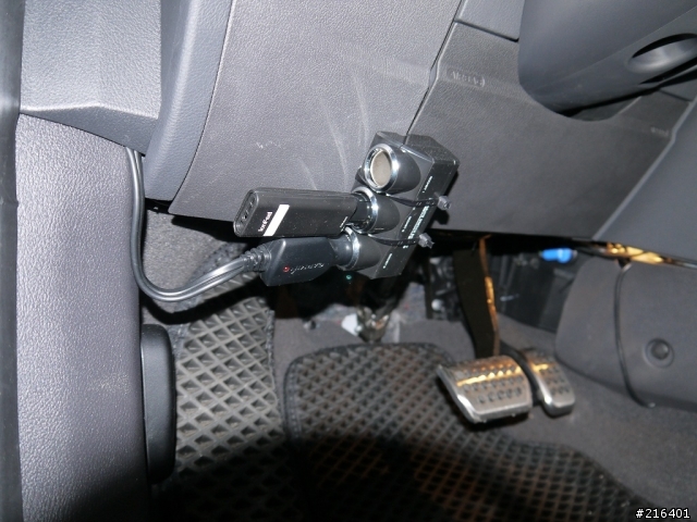 Garmin 2565RT拉線說明@2011 Mondeo TDCi
