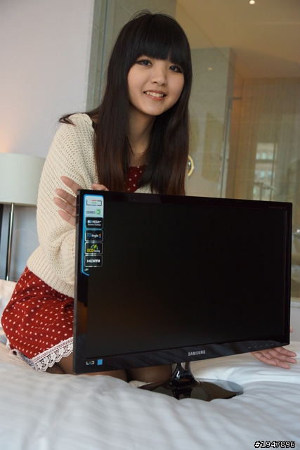 滿足妹妹目珠慾望與享受需求!光華採購Samsung SB350 + 美麗殿 一遊!