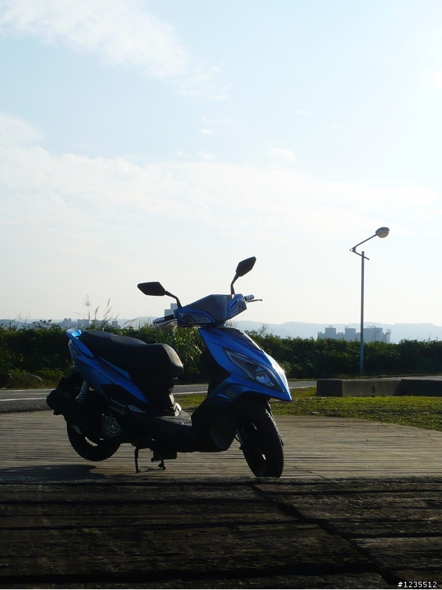 (2/10新增燈眉施工)2012 New Fighter ZR 精品+新車開箱