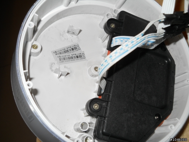 九陽豆漿機DJ13B-D18D 機頭螺絲縫進水導致內部IC電路板受潮