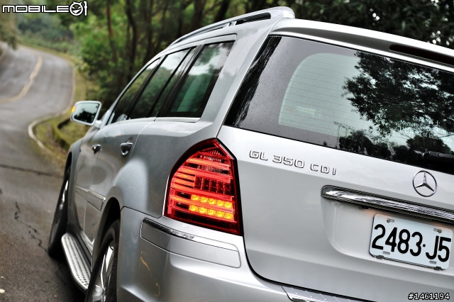 極大化休旅訴求 Mercedes-Benz GL 350 CDI BlueEFFICIENCY