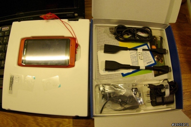 Nokia N8 開箱 火橘
