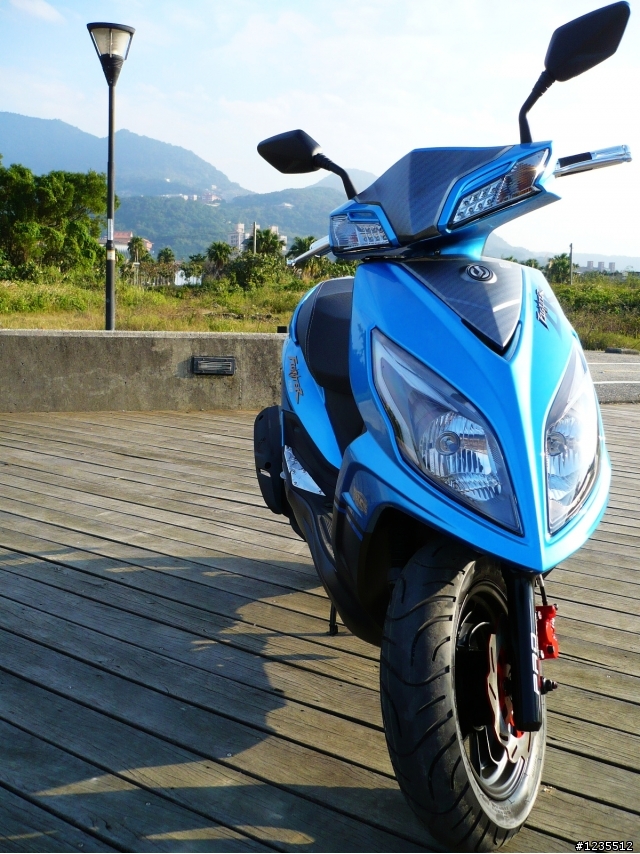 (2/10新增燈眉施工)2012 New Fighter ZR 精品+新車開箱
