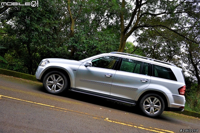 極大化休旅訴求 Mercedes-Benz GL 350 CDI BlueEFFICIENCY