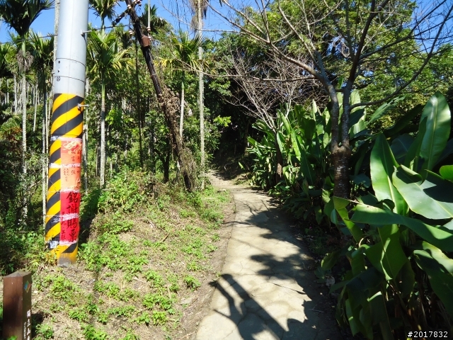 2012/01/27嘉義竹崎獨立山-大巃頂-安靖古道