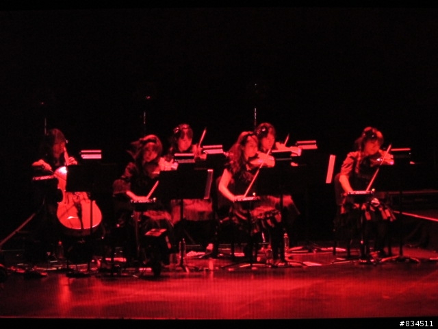 【開箱分享】超越國界與種族的歌姬__{初音ミク}「MIKUNOPOLIS in LOS ANGELES」美國洛杉磯LIVE-BD映像盤