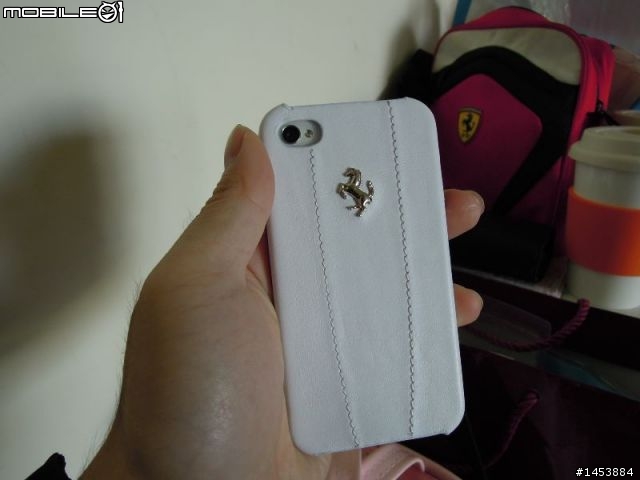 限量白色法拉利iphone手機殼分享