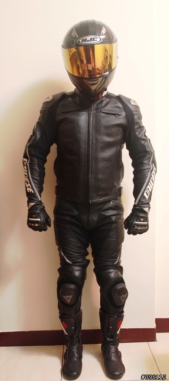 低調的質感!! Dainese new DELMAR 皮衣與 DELTA PRO皮褲合體!!