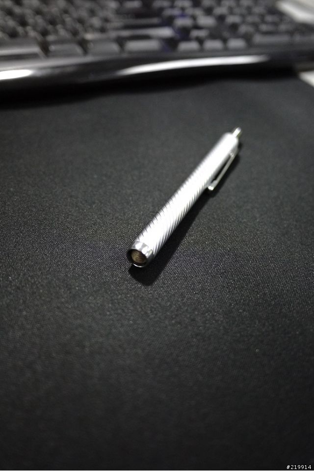 變形2平板遇上三款電容觸控筆試用~