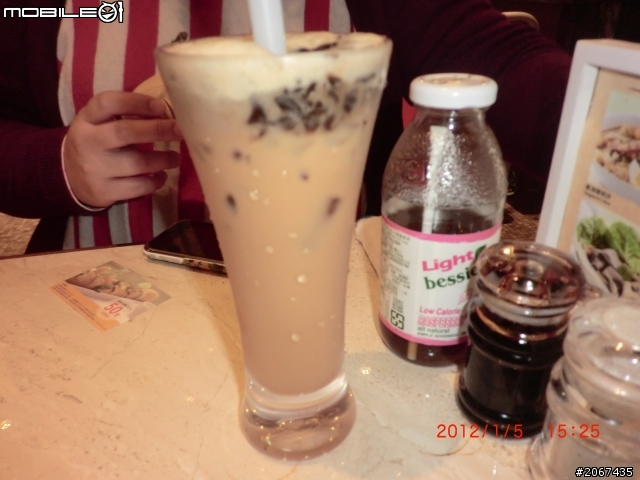 今天去了傳說中的板橋大遠百