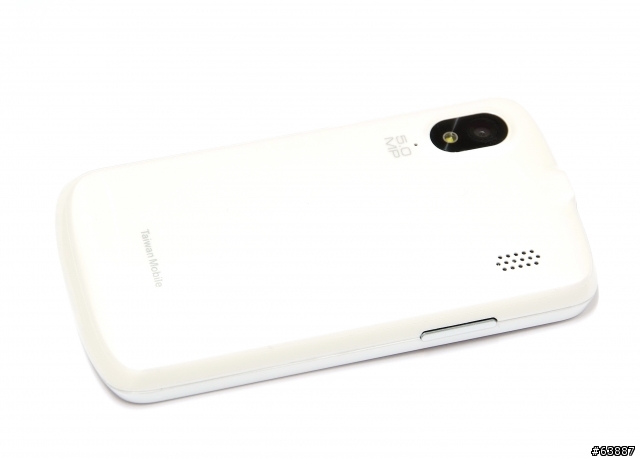 4.3吋大螢幕超值Android手機 - 白色TWM Fantastic T3驚奇機開箱