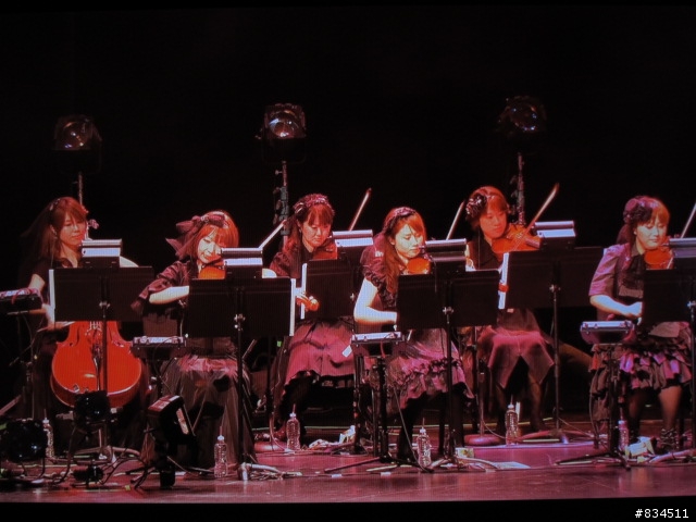 【開箱分享】超越國界與種族的歌姬__{初音ミク}「MIKUNOPOLIS in LOS ANGELES」美國洛杉磯LIVE-BD映像盤