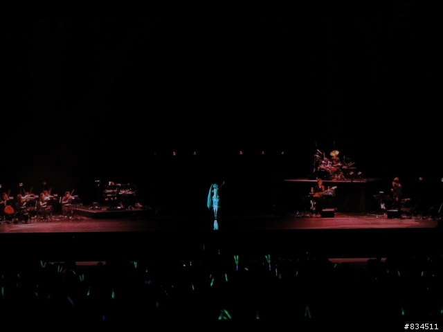 【開箱分享】超越國界與種族的歌姬__{初音ミク}「MIKUNOPOLIS in LOS ANGELES」美國洛杉磯LIVE-BD映像盤