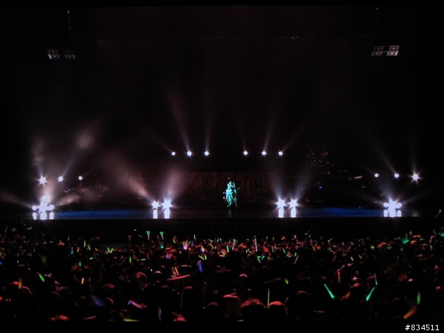 【開箱分享】超越國界與種族的歌姬__{初音ミク}「MIKUNOPOLIS in LOS ANGELES」美國洛杉磯LIVE-BD映像盤