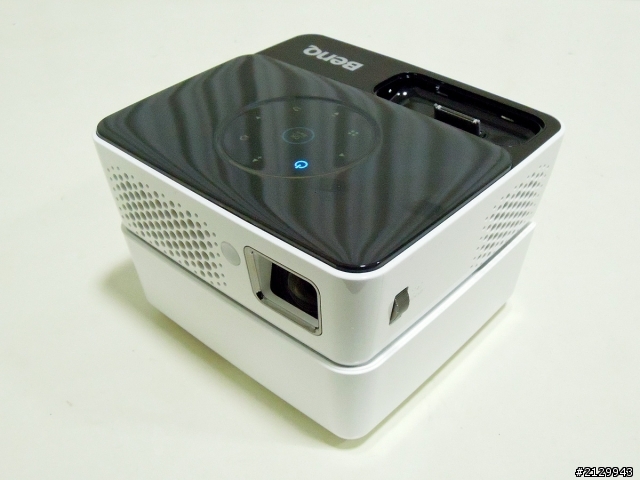 BenQ LED掌上型微投影機GP2入手開箱