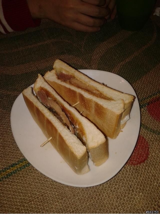 食記~板橋彩虹咖啡