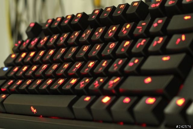 Ducky 9008S 命名活動紀念款