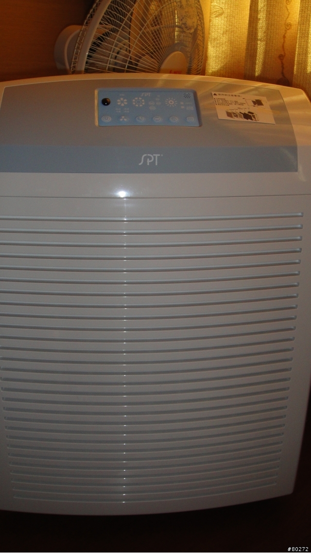 Electrolux ZUA-3860 吸塵器開箱 圖多