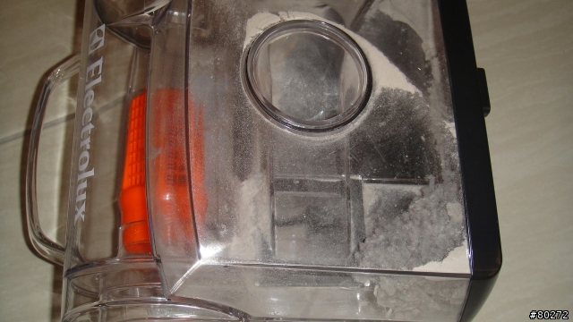 Electrolux ZUA-3860 吸塵器開箱 圖多
