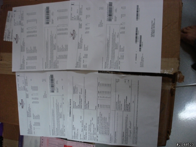 2012年買了近600美元一堆hollister跟兩件af A&F 第一次的開箱文 我失心瘋了..
