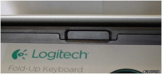 Logitech ipad2專屬隨行折疊鍵盤立架組