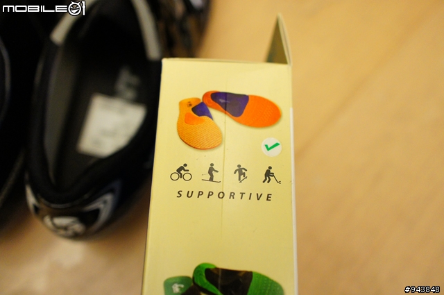 「碳纖高跟鞋」BONT第一雙SpeedPlay專用四孔碳纖卡鞋VAYPOR,組合eSoles機能鞋墊。