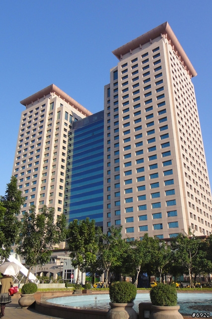 Mega City 板橋大遠百