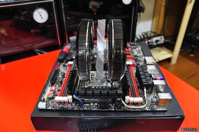 我的Intel SB-E 2011住進了星野機殼裡面了~ヽ(゚∀゚)ノ