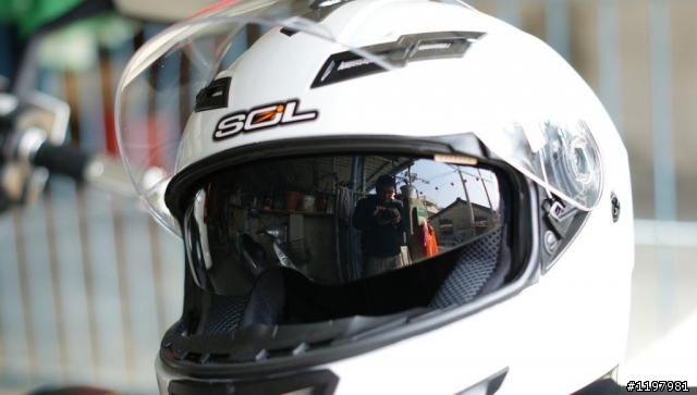 SOL SM-1 可樂帽開箱-來點素的(圖多)