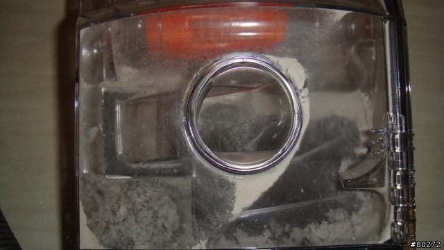 Electrolux ZUA-3860 吸塵器開箱 圖多